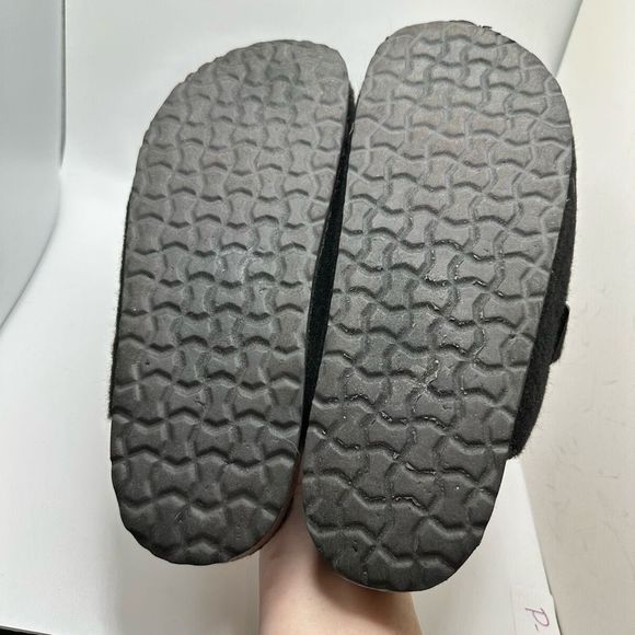 CUSHIONAIRE Womens Clog 11 BLACK FUR - Picture 5 of 7